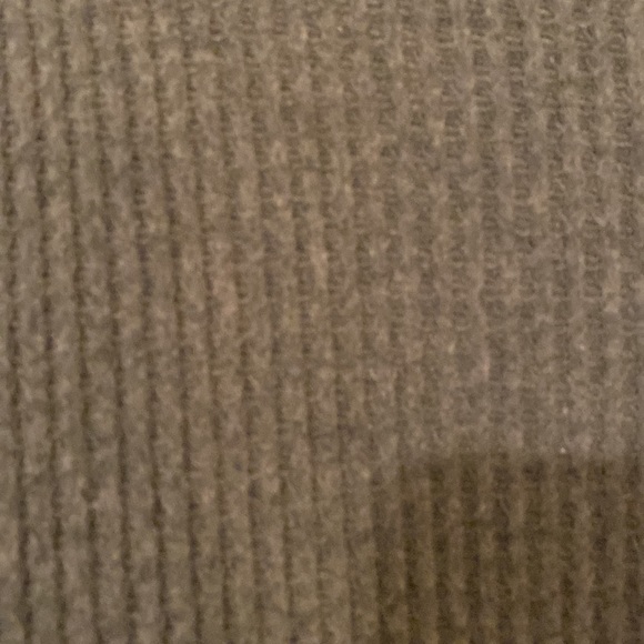 Super soft, purple-gray shirt. Long sleeve, side slit, 2XL Women’s lounge wear. - Picture 3 of 5